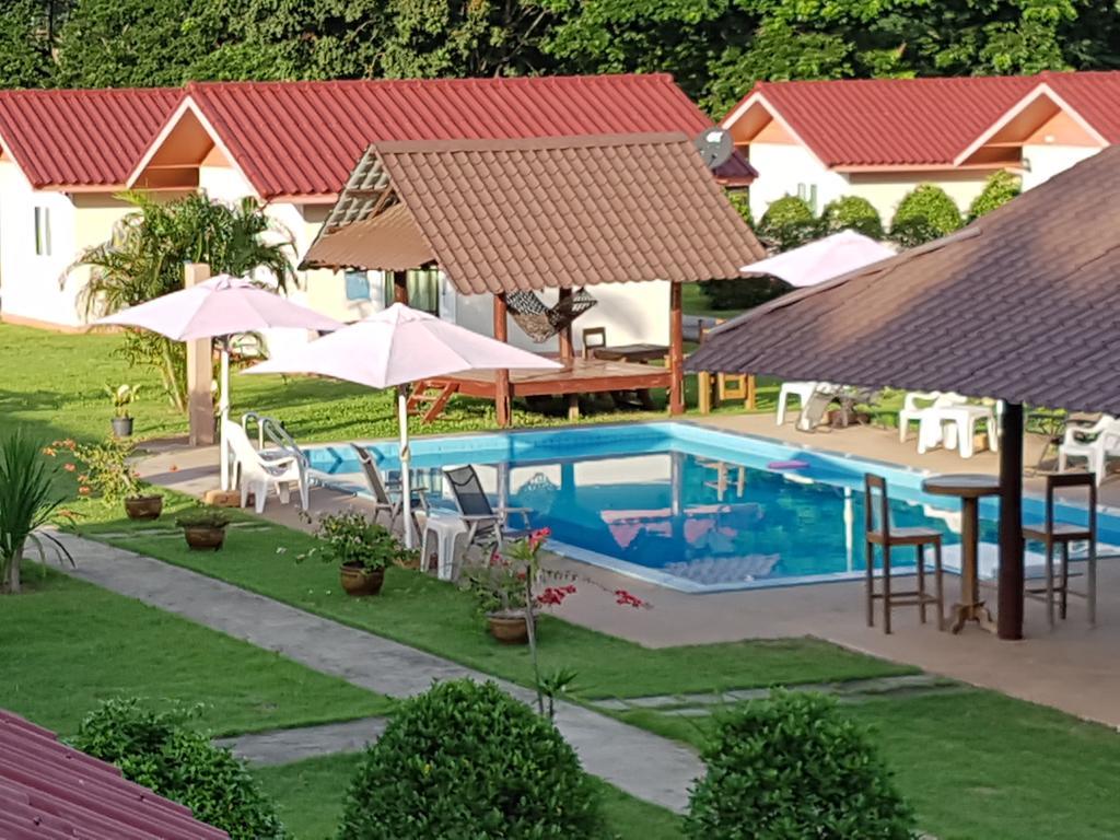Moon River Resort Убонратчатхани Экстерьер фото